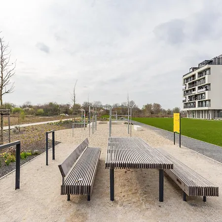 Slnecnice With Parking 24 Hour Check In * Μπρατισλάβα