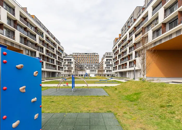 Slnecnice With Parking 24 Hour Check In Appartement Bratislava