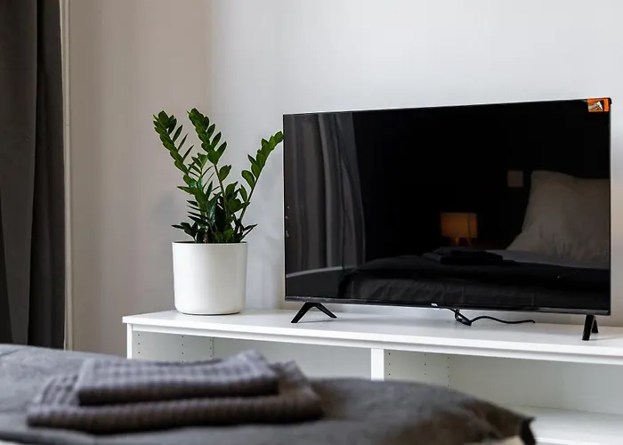 Slnecnice With Parking 24 Hour Check In * Bratislava