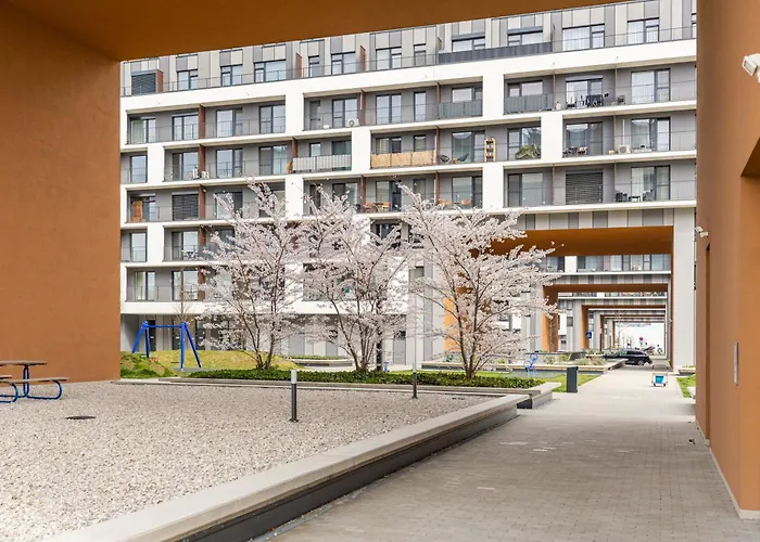 Slnecnice With Parking 24 Hour Check In Apartment Pressburg