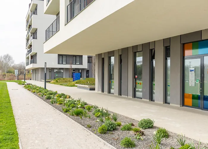 Slnecnice With Parking 24 Hour Check In