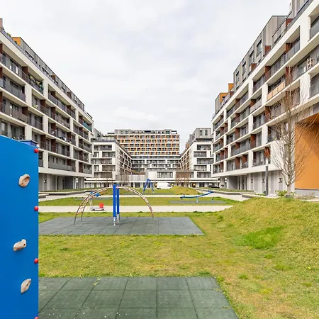 Slnecnice With Parking 24 Hour Check In Appartement Bratislava