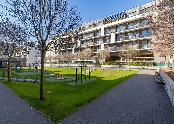 Slnecnice With Parking 24 Hour Check In