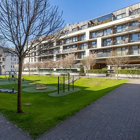 Slnecnice With Parking 24 Hour Check In